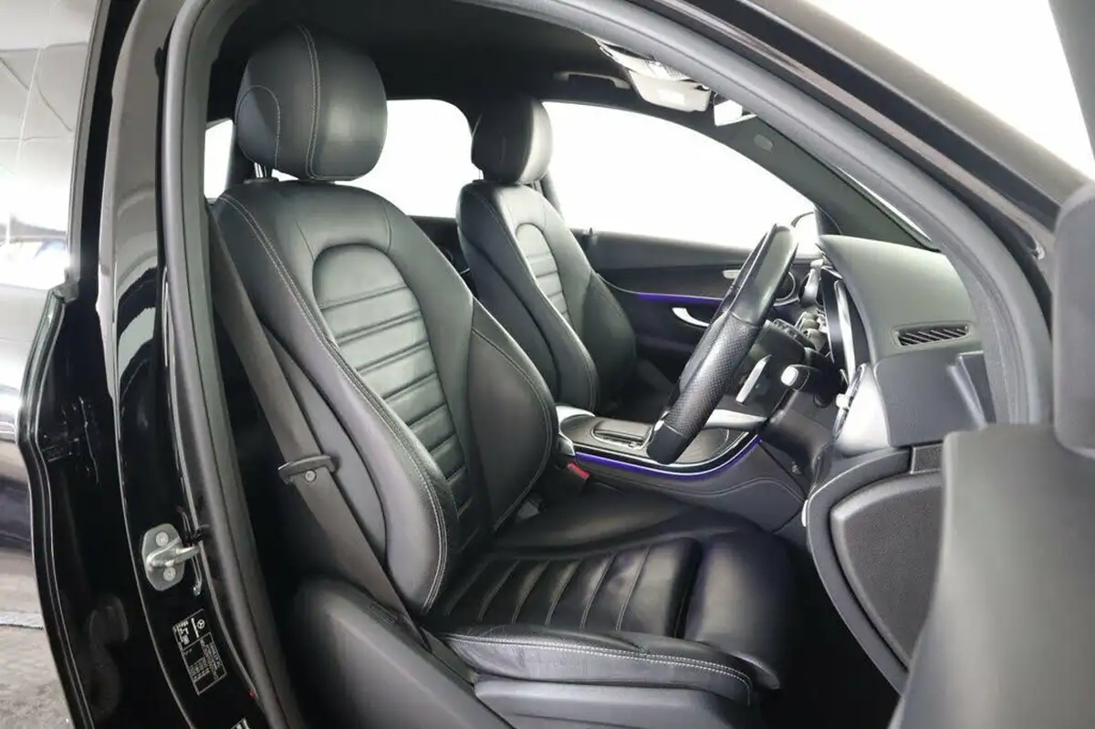 2019-mercedes-benz-glc-class-20d-glc220d-amg-line-premium-station-wagon-5d-big-10