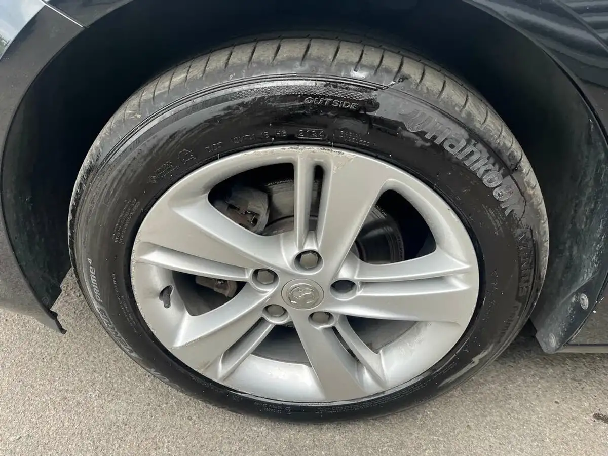 2021-vauxhall-insignia-grand-sport-15-turbo-d-sri-nav-big-11