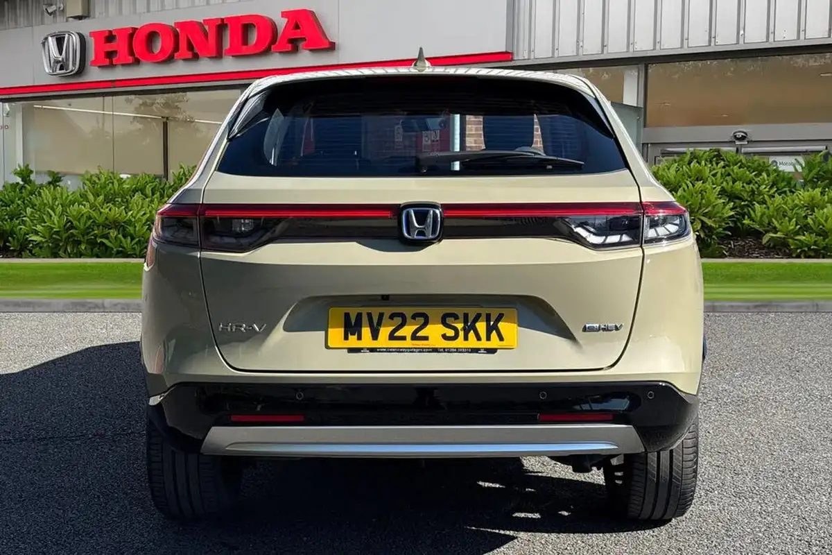 2022-honda-hr-v-15-i-mmd-advance-big-6