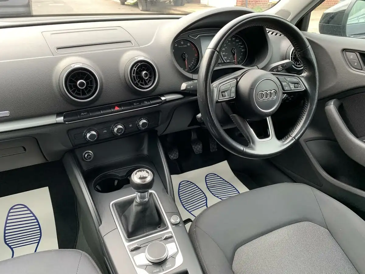 2017-audi-a3-10-tfsi-se-sportback-5d-big-17