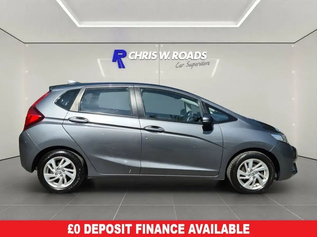 2017-honda-jazz-13-i-vtec-se-cvt-big-8