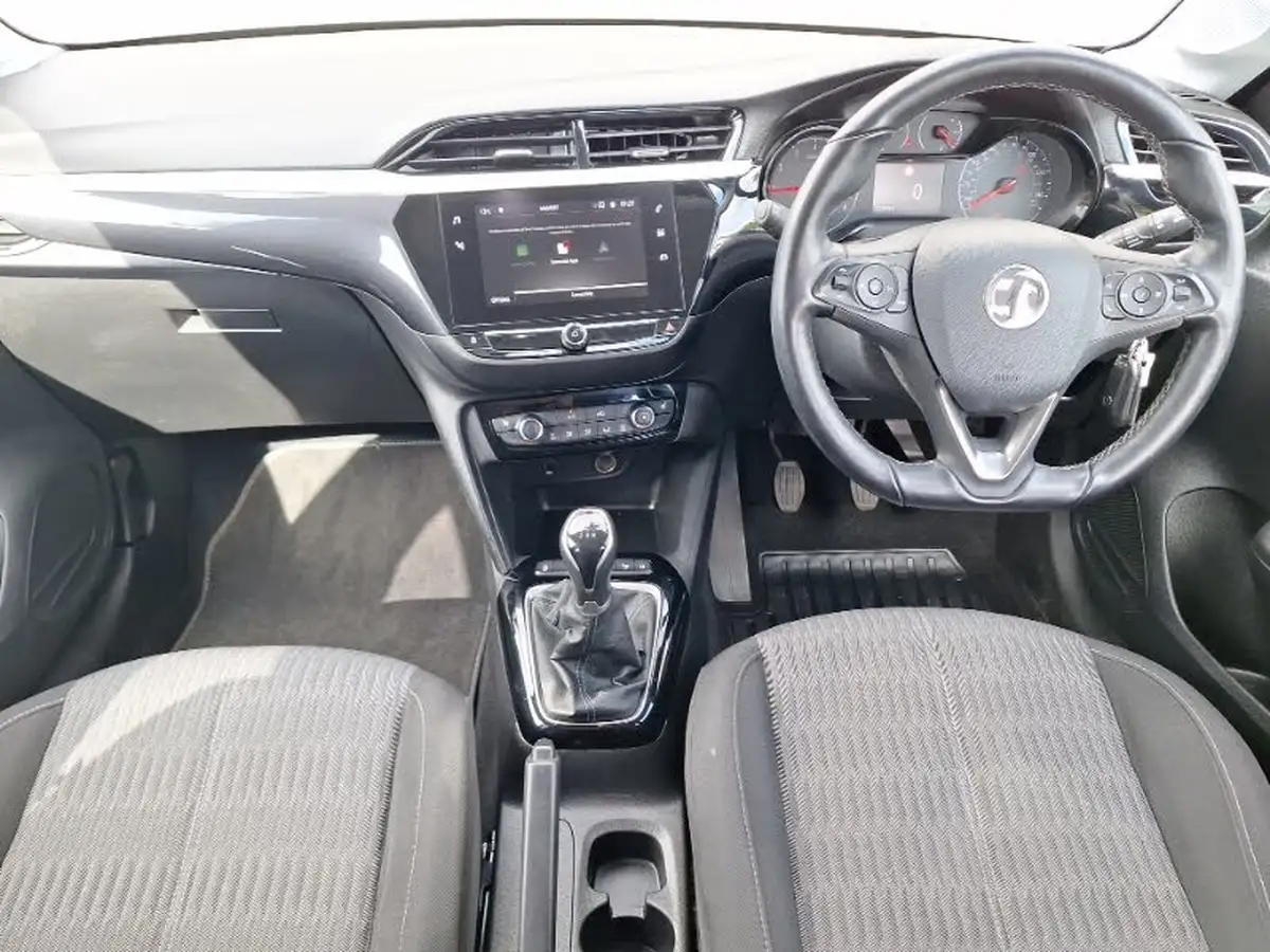 2021-vauxhall-corsa-12i-griffin-edition-big-2