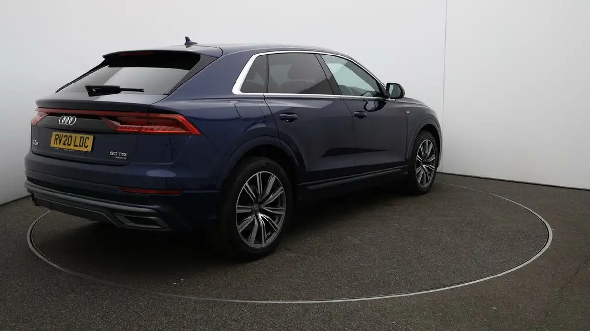 2020-audi-q8-30-50-tdi-s-line-big-54