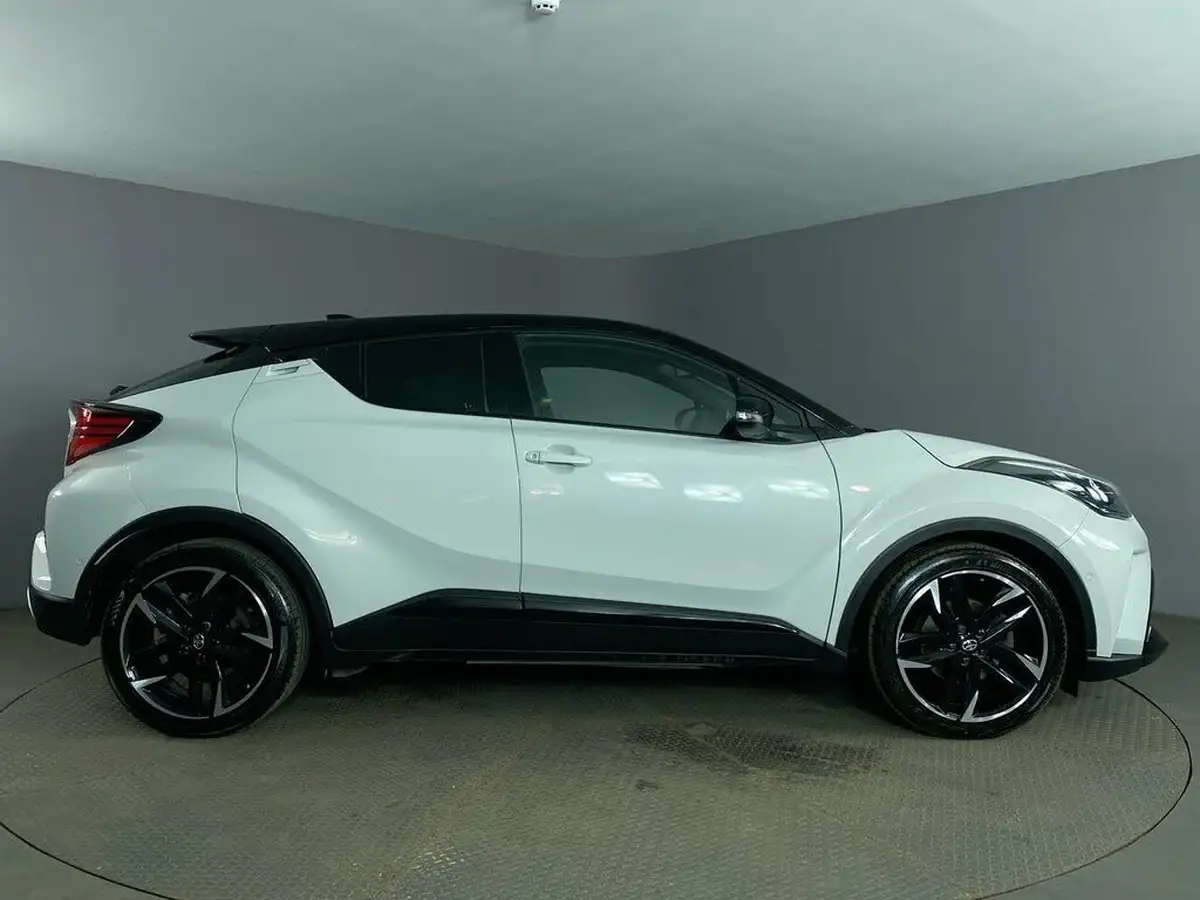 2022-toyota-c-hr-18-vvt-i-gr-sport-big-8