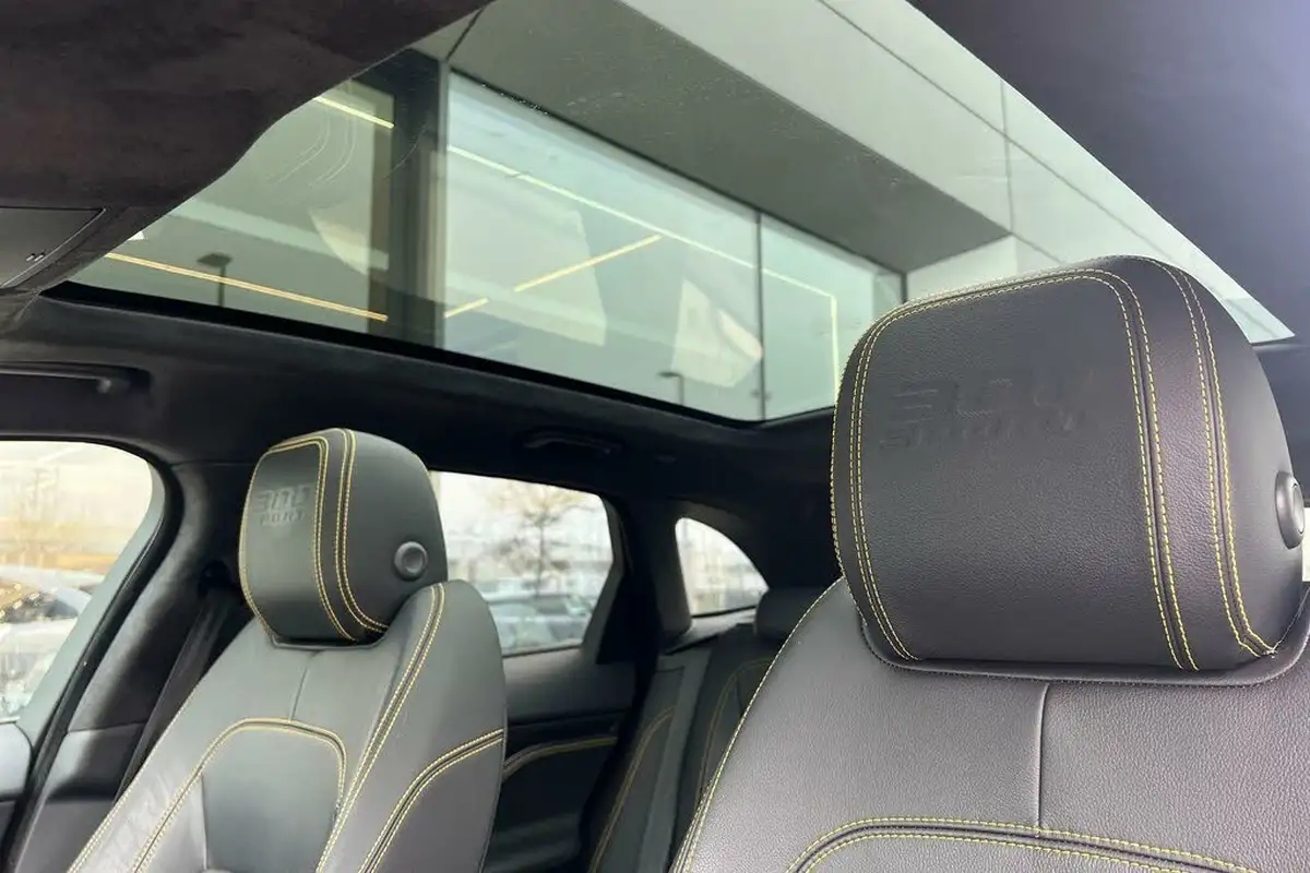 2020-jaguar-f-pace-20i-300-sport-big-41