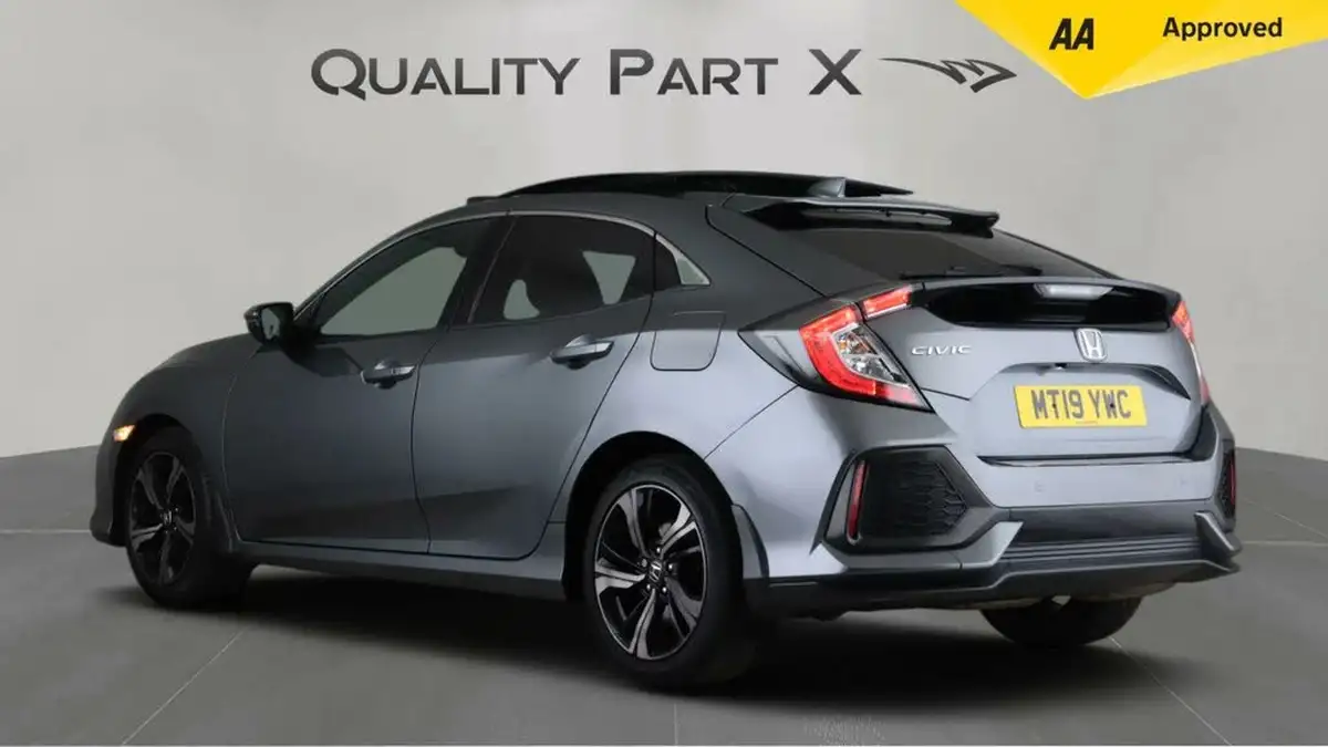 2019-honda-civic-10-vtec-turbo-ex-ss-hatchback-5d-big-3