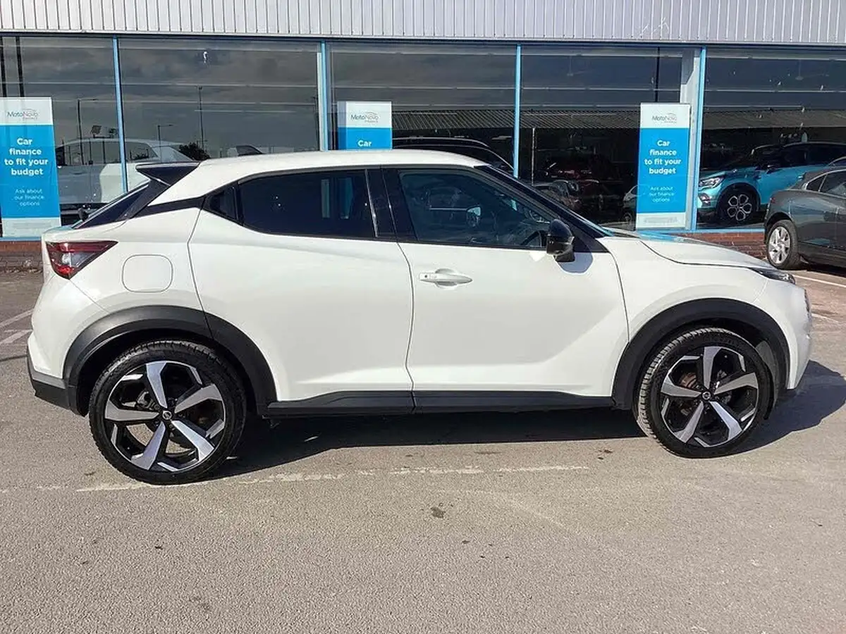 2021-nissan-juke-10-dig-t-tekna-big-13