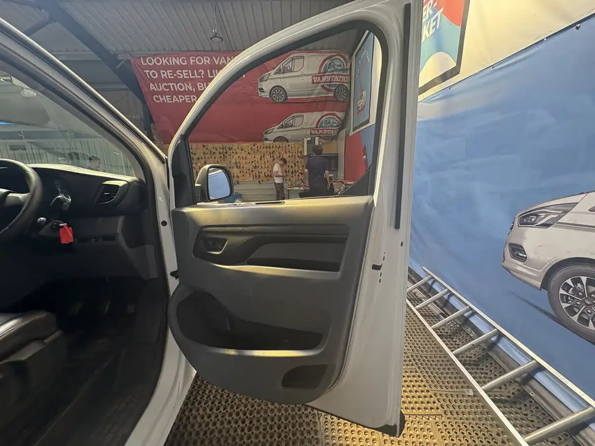 2019-citroen-dispatch-20bluehdi-enterprise-m-1400-120pseu6d-ss-panel-big-2