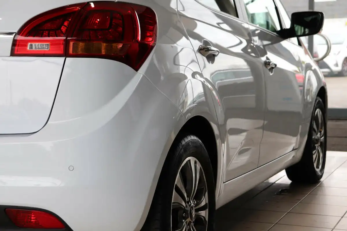2017-kia-venga-16-4-auto-big-75