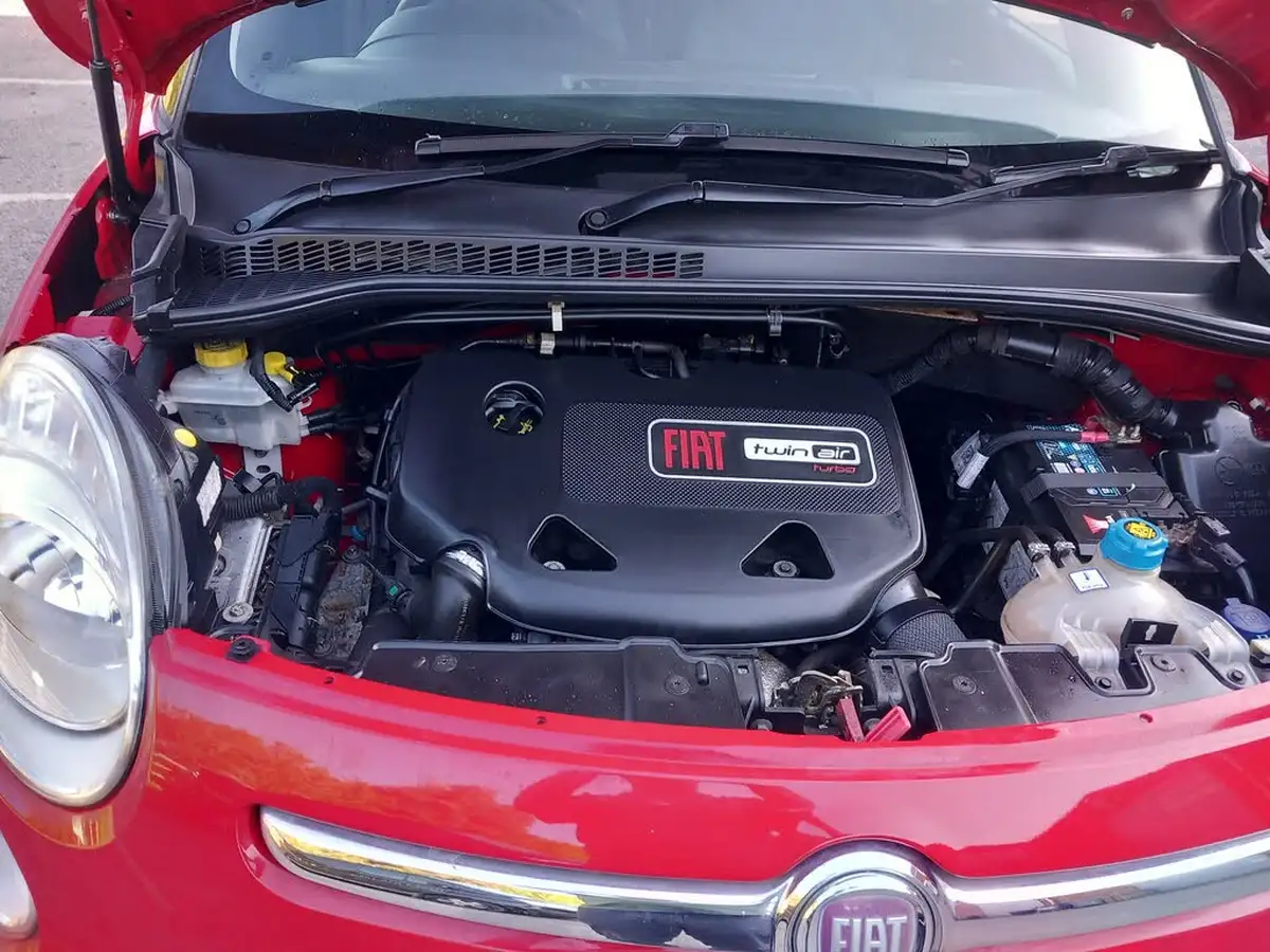 2013-fiat-500l-09-lounge-big-21