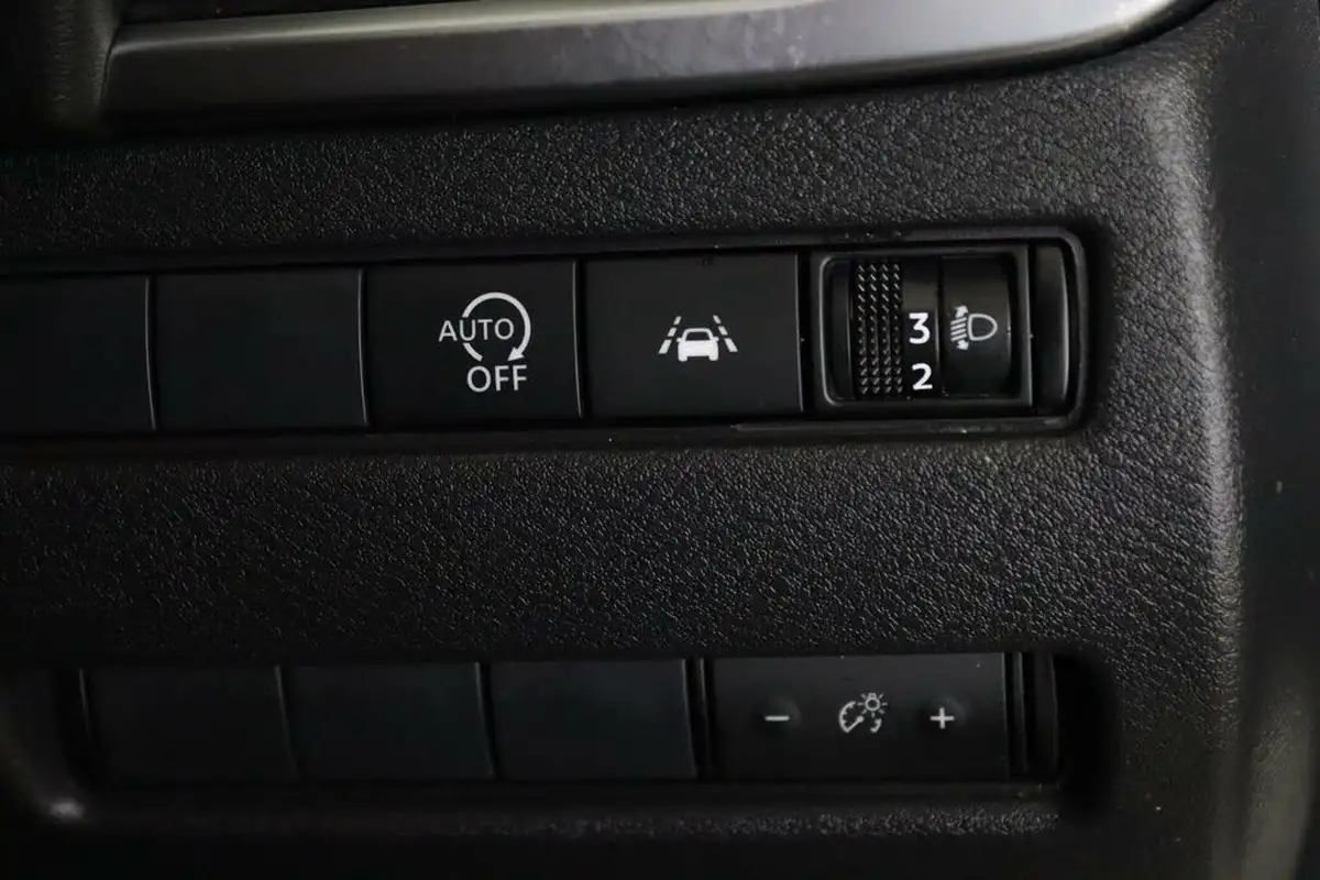 2022-nissan-qashqai-13-dig-t-acenta-premium-160ps-auto-big-18