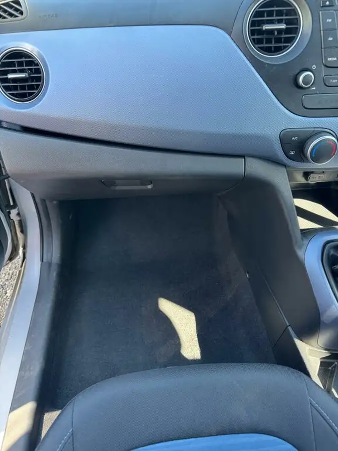 2015-hyundai-i10-12-se-big-12