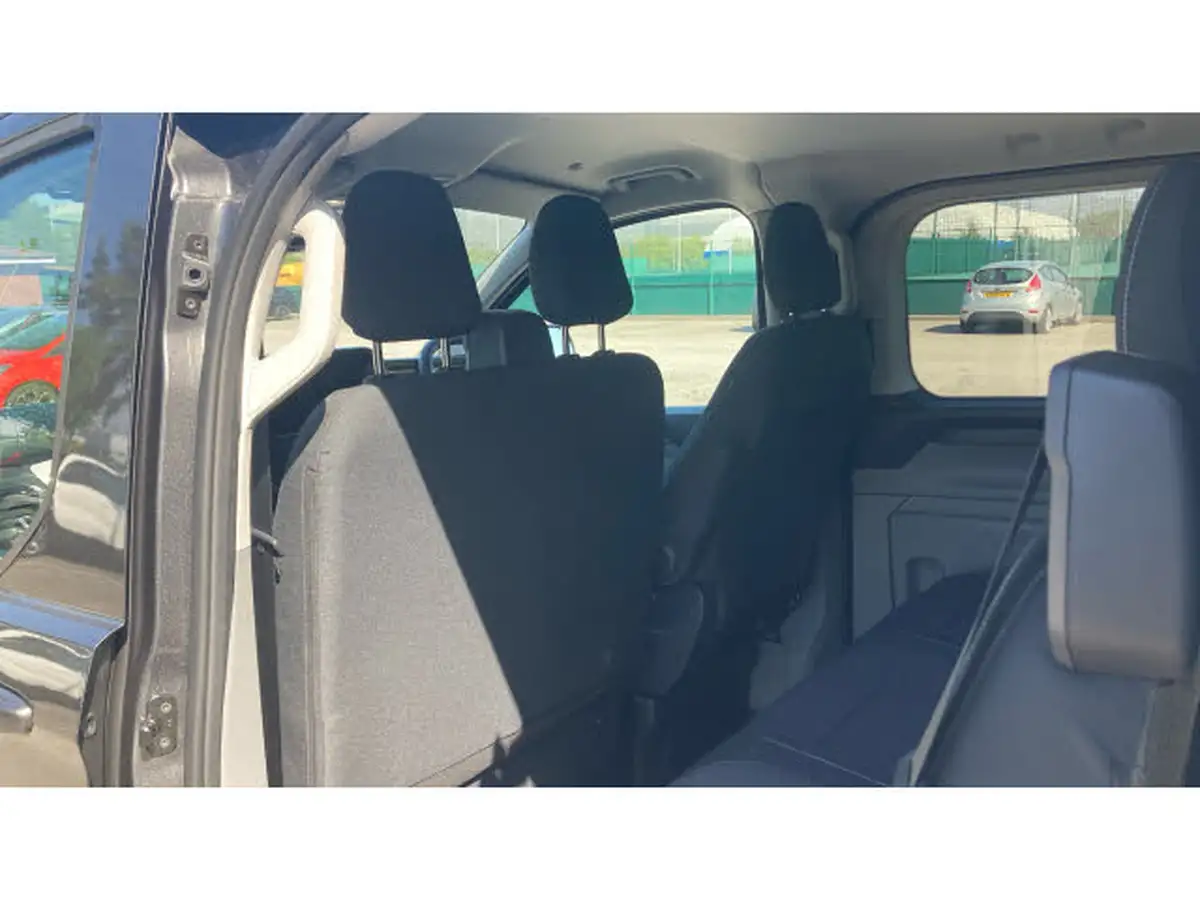 2024-ford-transit-custom-20tdci-300-l2h1-limited-136pseu6e-double-cab-in-van-1997cc-auto-big-17