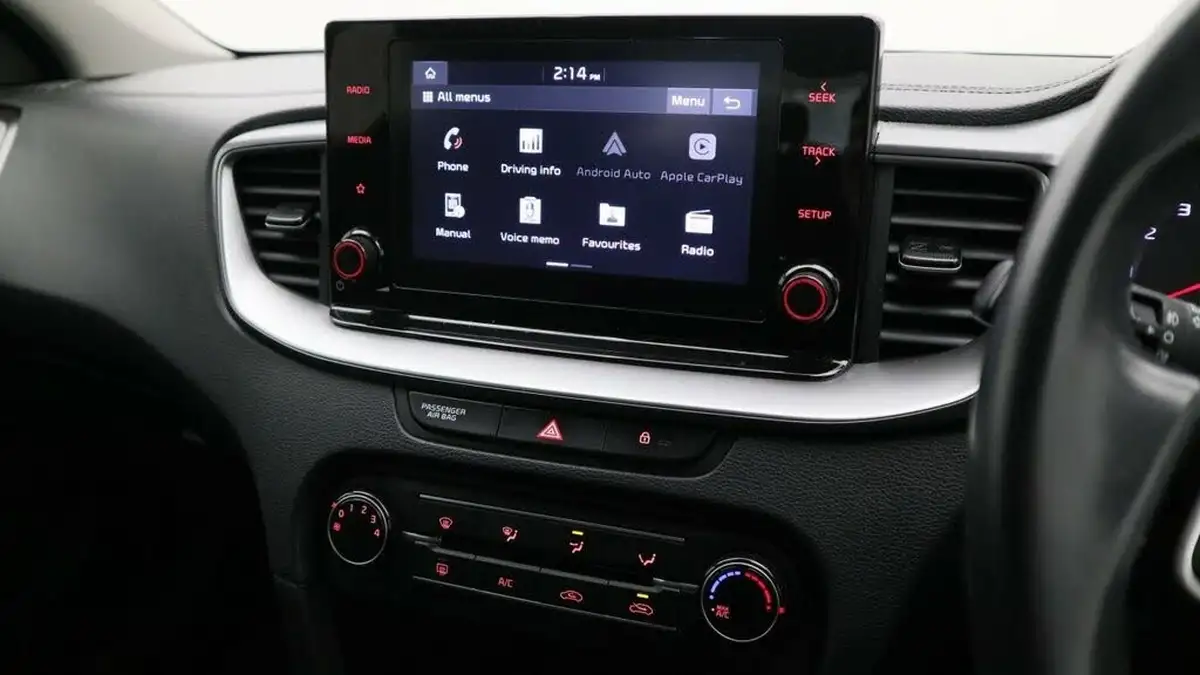 2022-kia-xceed-10-t-gdi-2-big-6