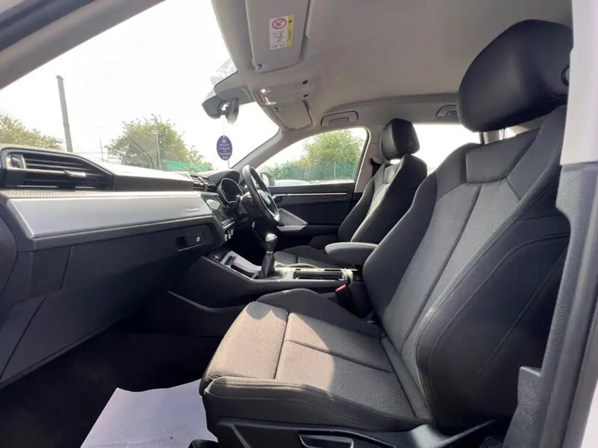 2020-audi-q3-15-35-tfsi-sport-cod-station-wagon-1498cc-big-47