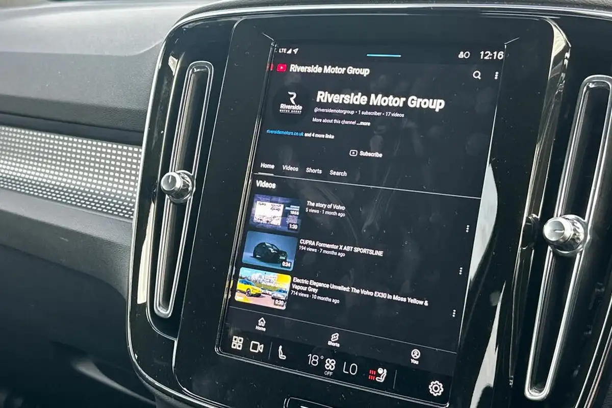 2024-volvo-xc40-20-b3-plus-big-27