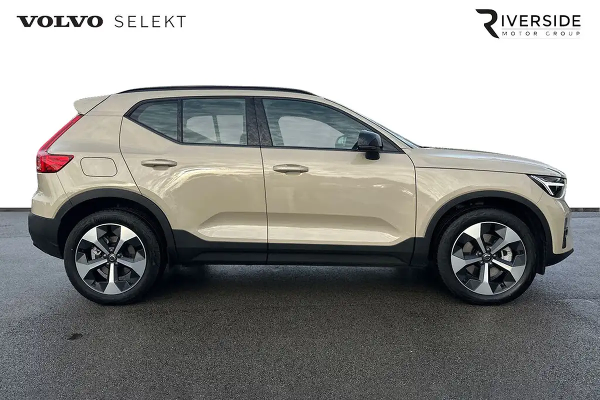 2024-volvo-xc40-20-b3-plus-big-3