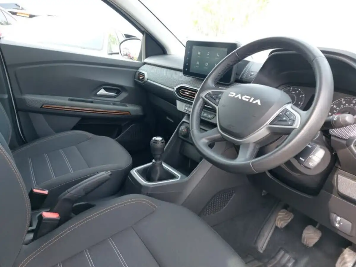 2023-dacia-sandero-stepway-10-tce-expression-90bhp-big-10
