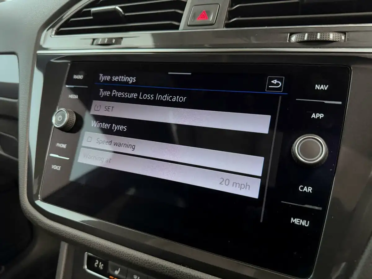 2021-volkswagen-tiguan-allspace-15-tsi-r-line-tech-big-46