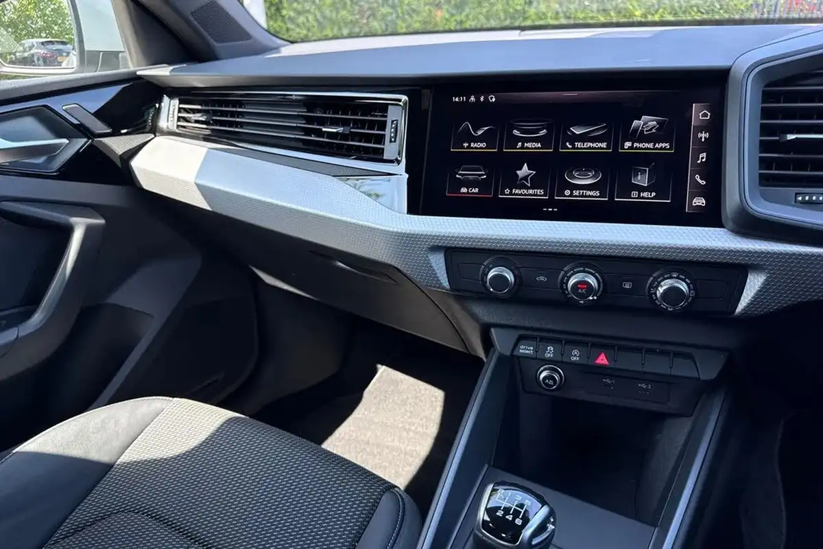 2023-audi-a1-10-30-tfsi-s-line-big-43
