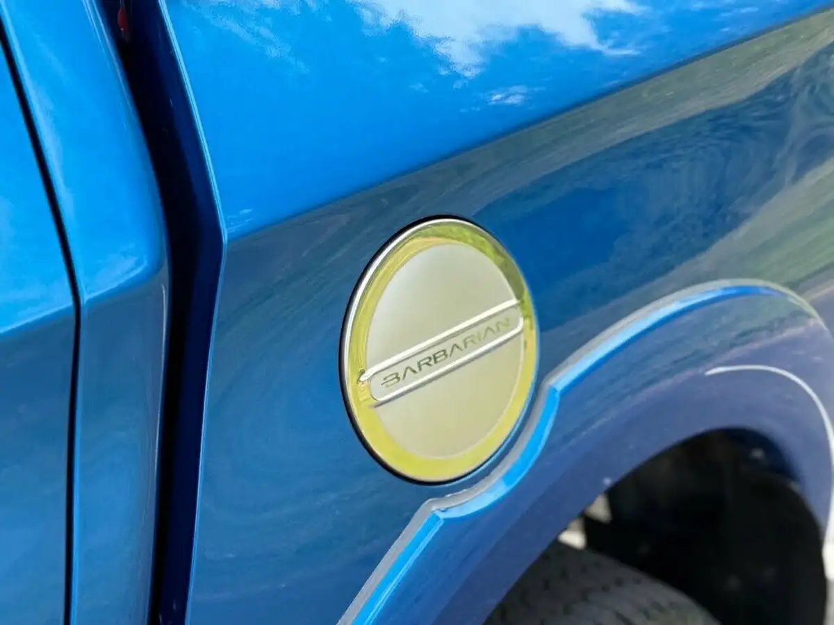 2018-mitsubishi-l200-24di-d-barbarian-eu6-big-21