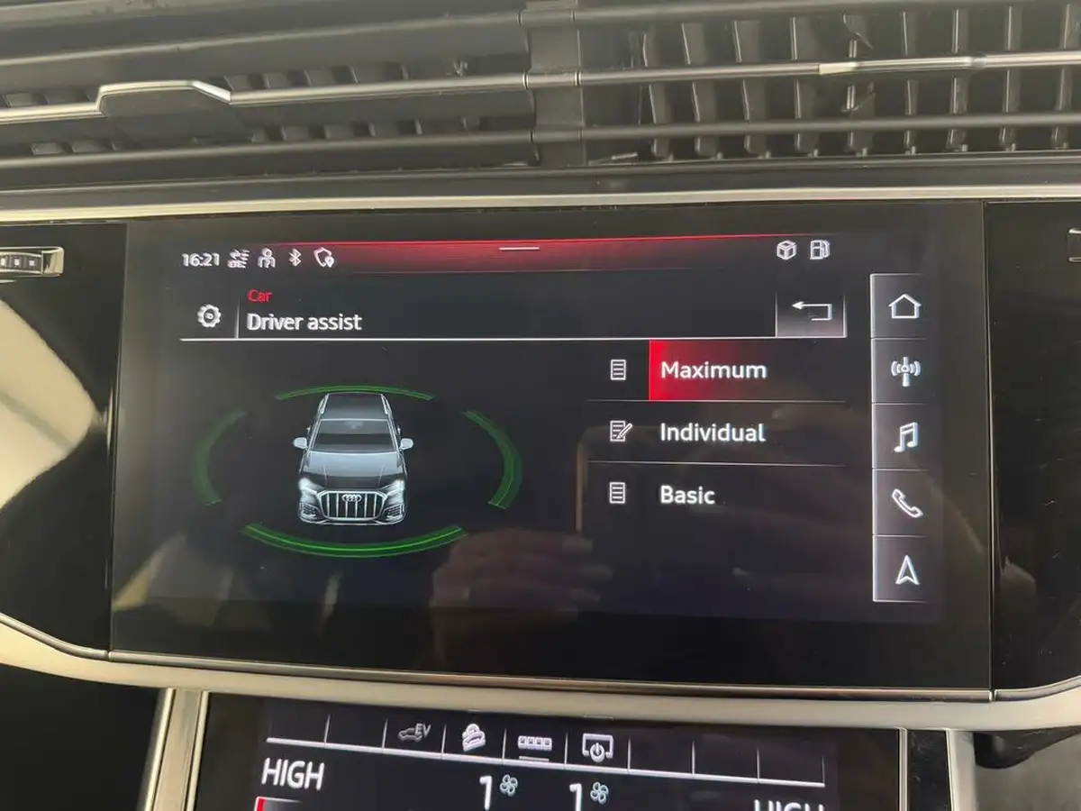 2021-audi-q7-30-55-tfsi-e-s-line-big-57