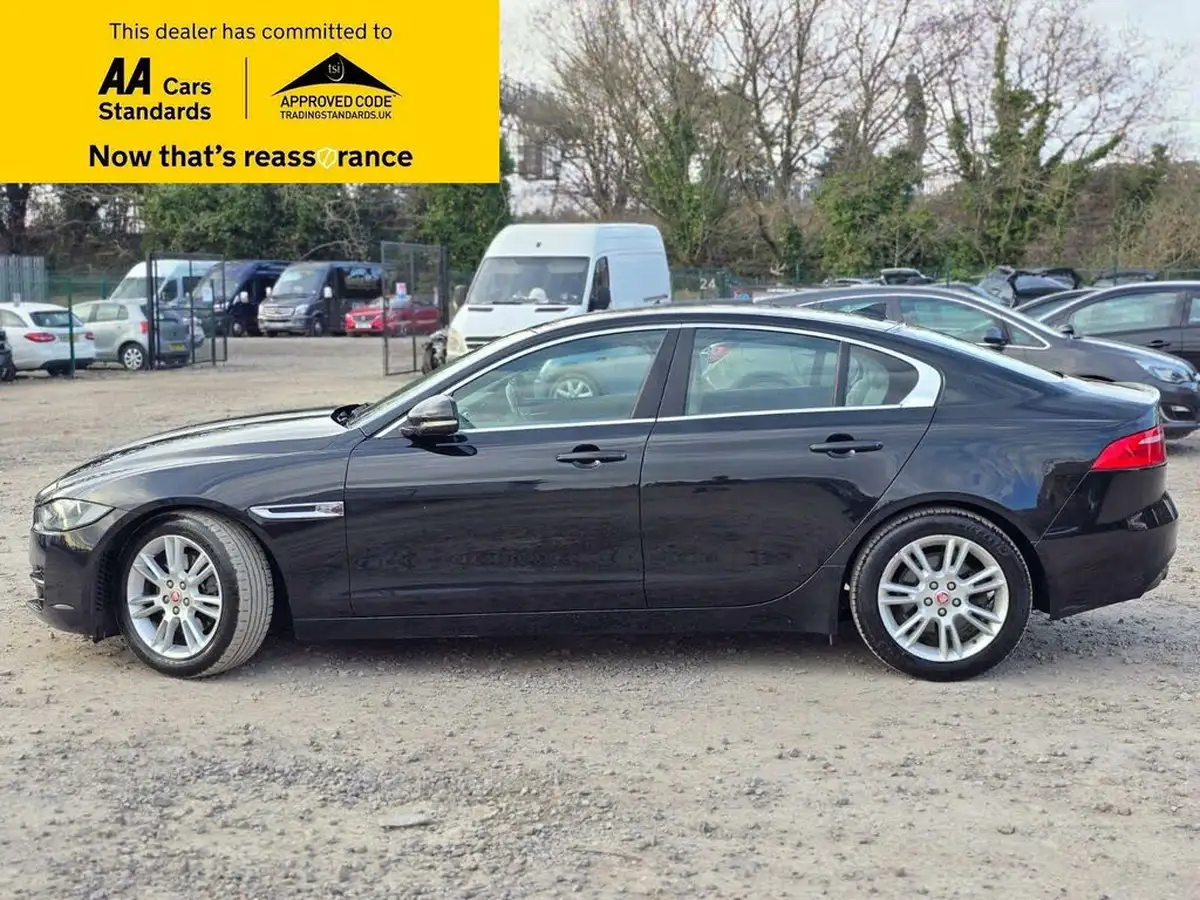 2016-jaguar-xe-20d-prestige-180ps-auto-big-16