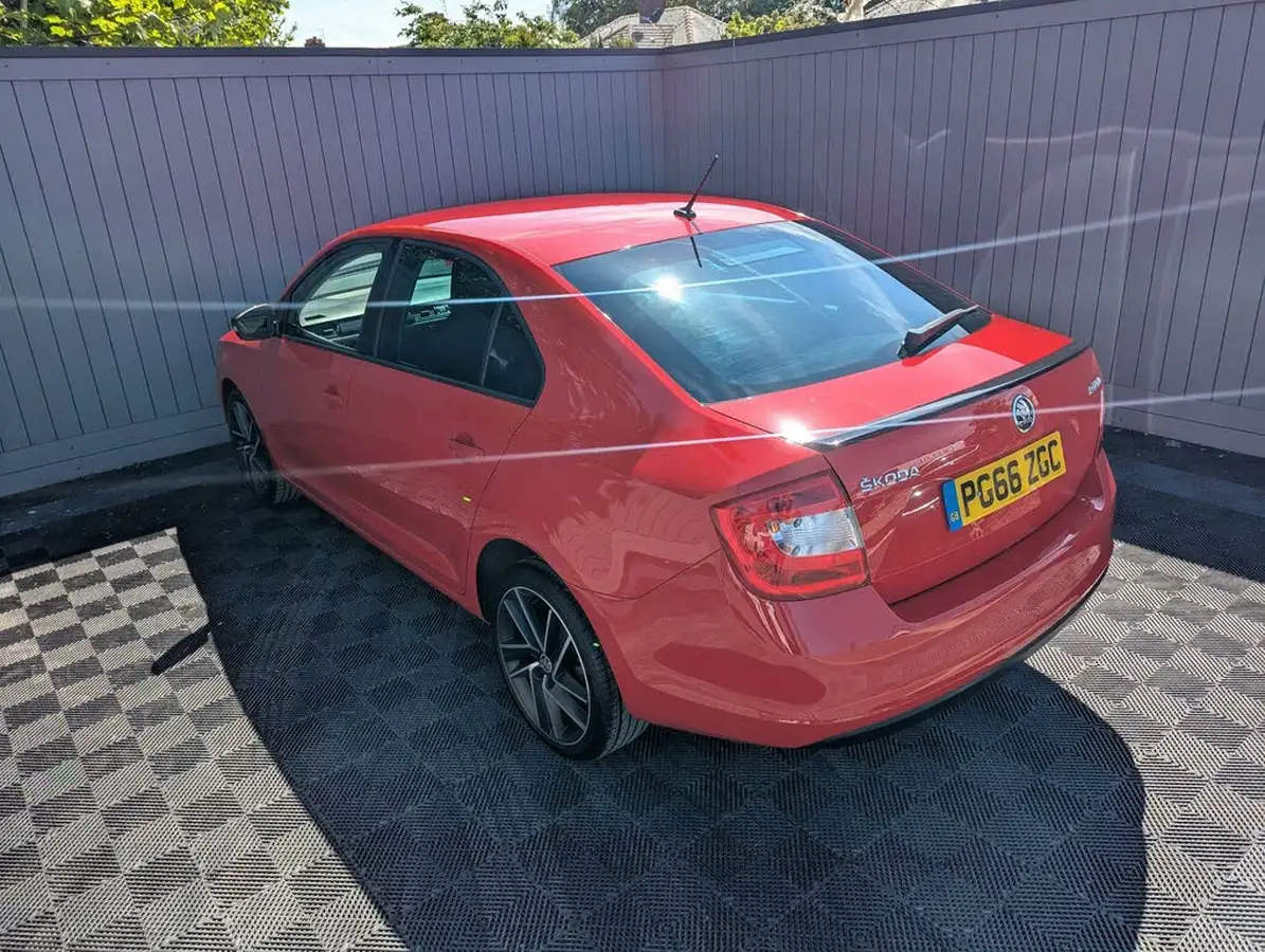 2017-skoda-rapid-12-tsi-sport-big-43