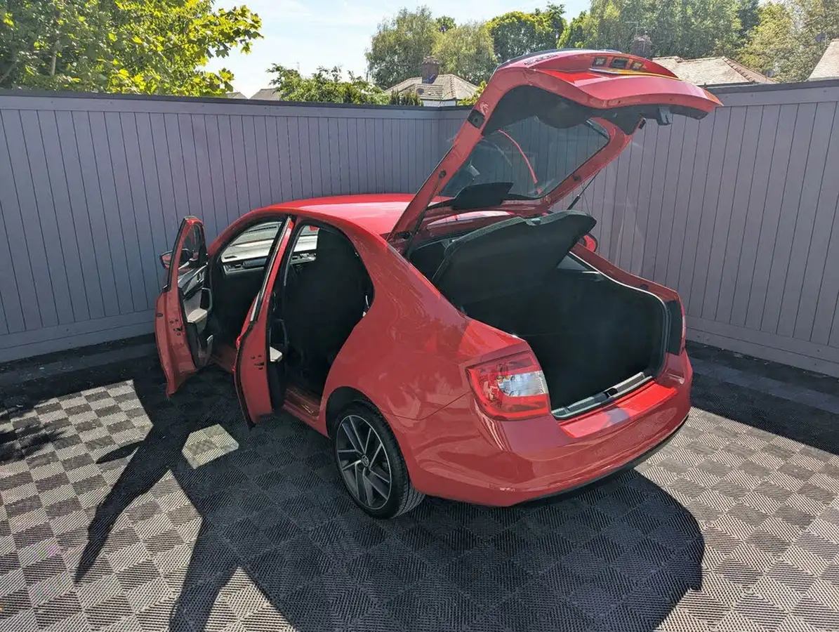2017-skoda-rapid-12-tsi-sport-big-19