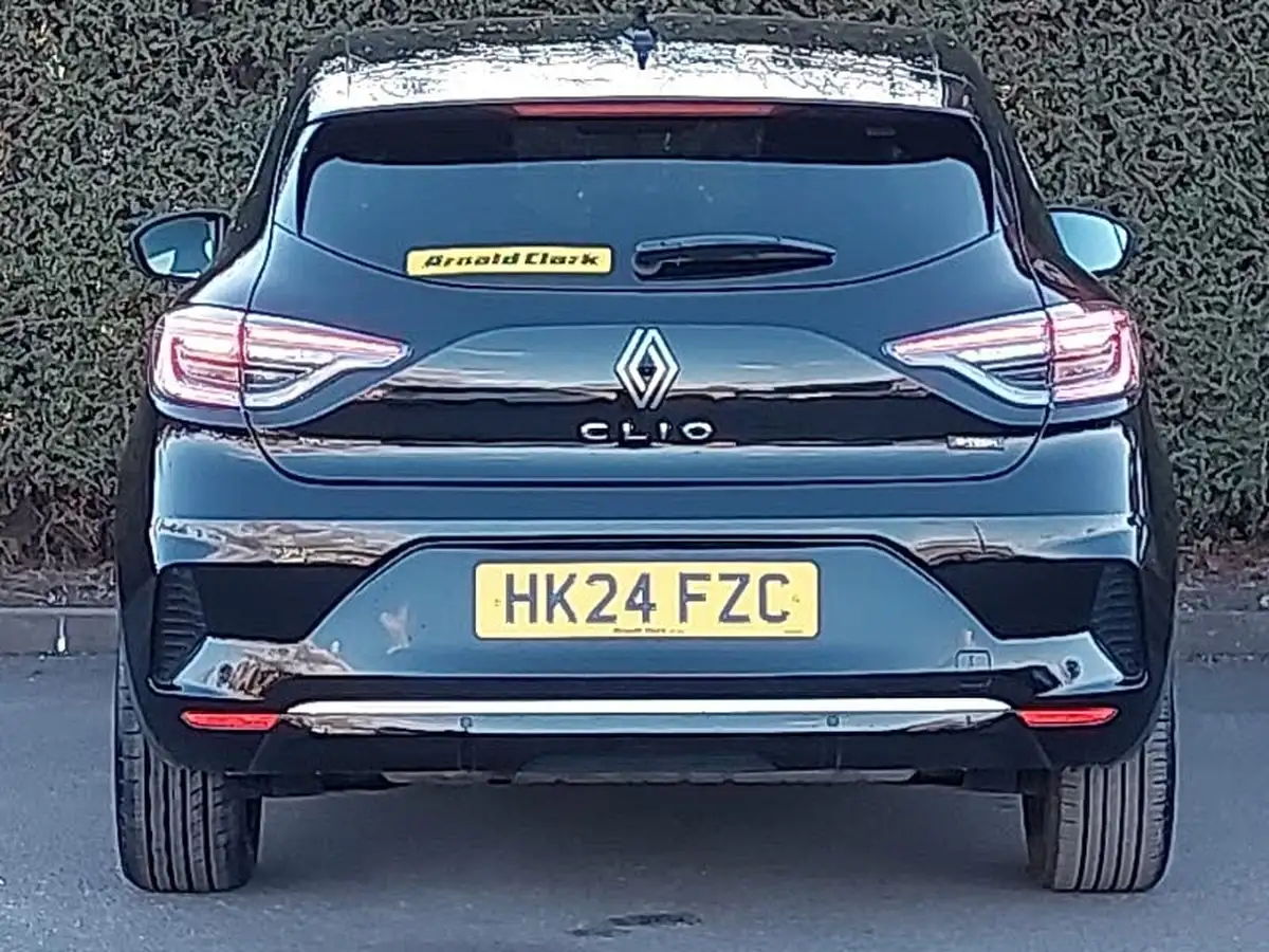 2024-renault-clio-16-techno-big-17