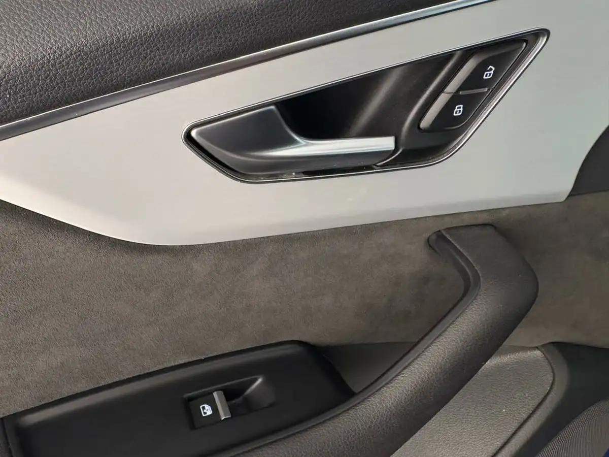 2021-audi-q7-30-55-tfsi-e-s-line-big-9