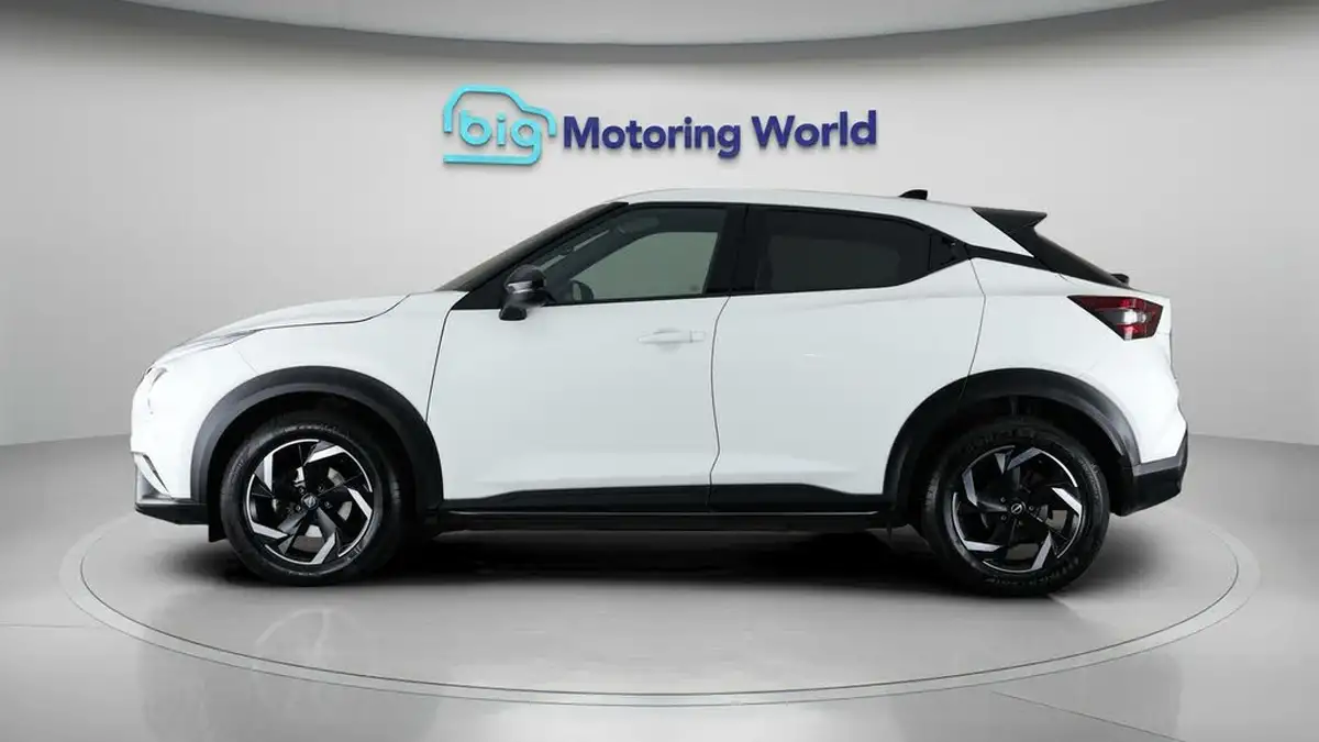 2023-nissan-juke-10-dig-t-n-connecta-big-4