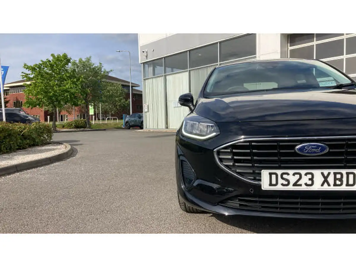 2023-ford-fiesta-10t-titanium-125ps-hybrid-mhev-big-34