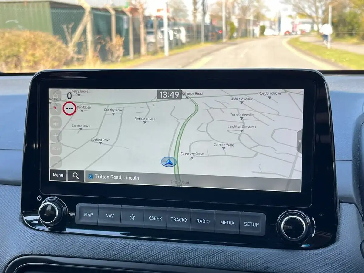 2022-hyundai-kona-16-gdi-premium-big-16