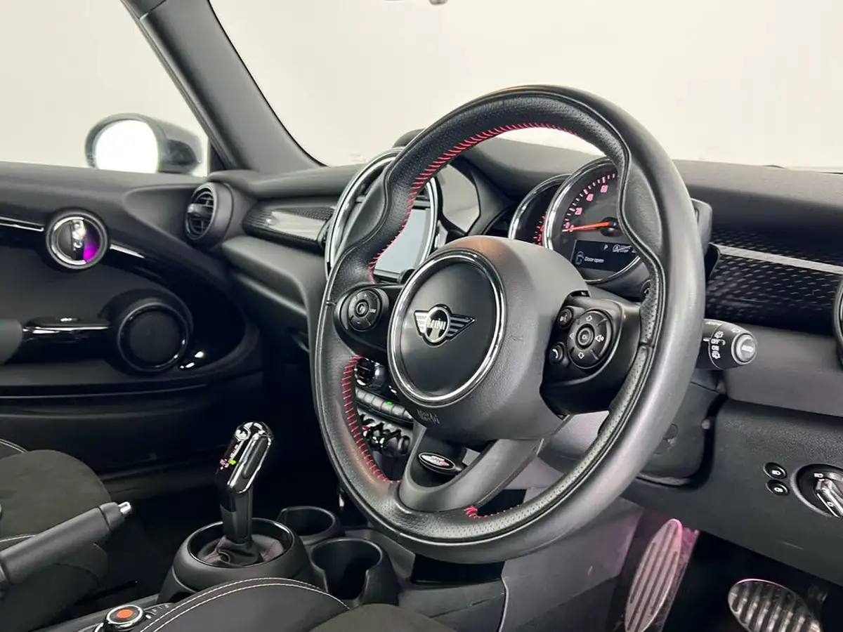 2019-mini-cooper-20-cooper-s-sport-189bhp-hatchback-3d-auto-big-7
