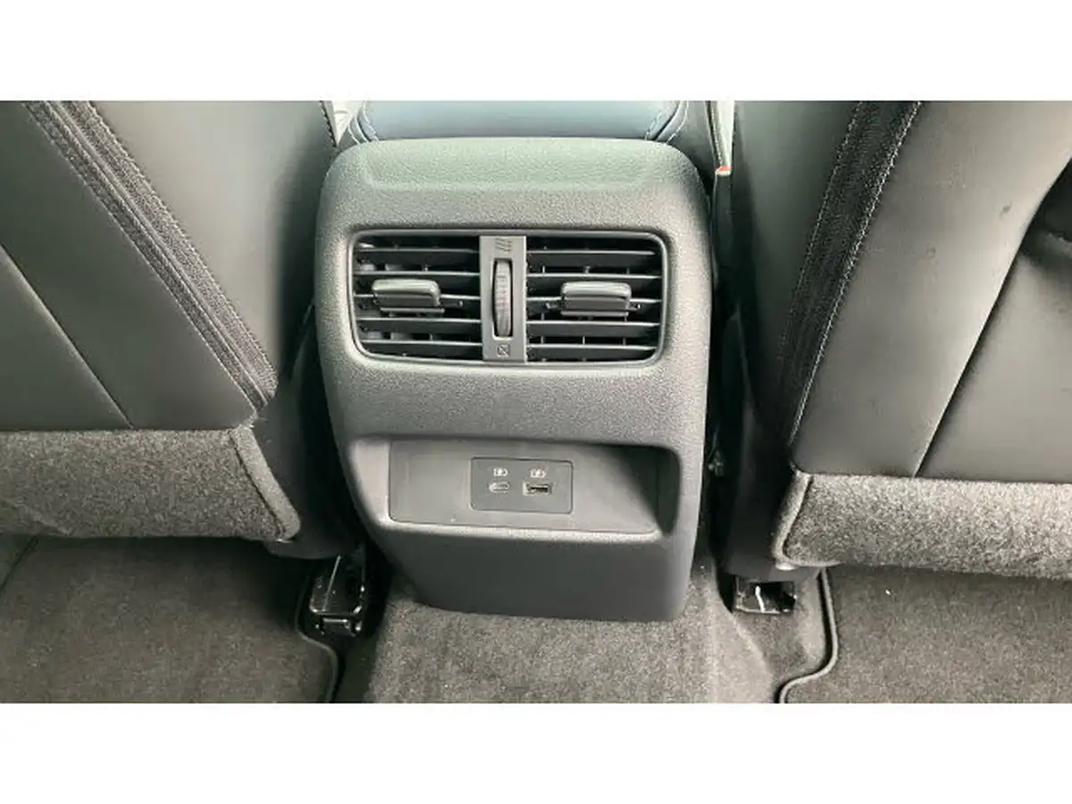 2021-nissan-qashqai-13-dig-t-tekna-big-35