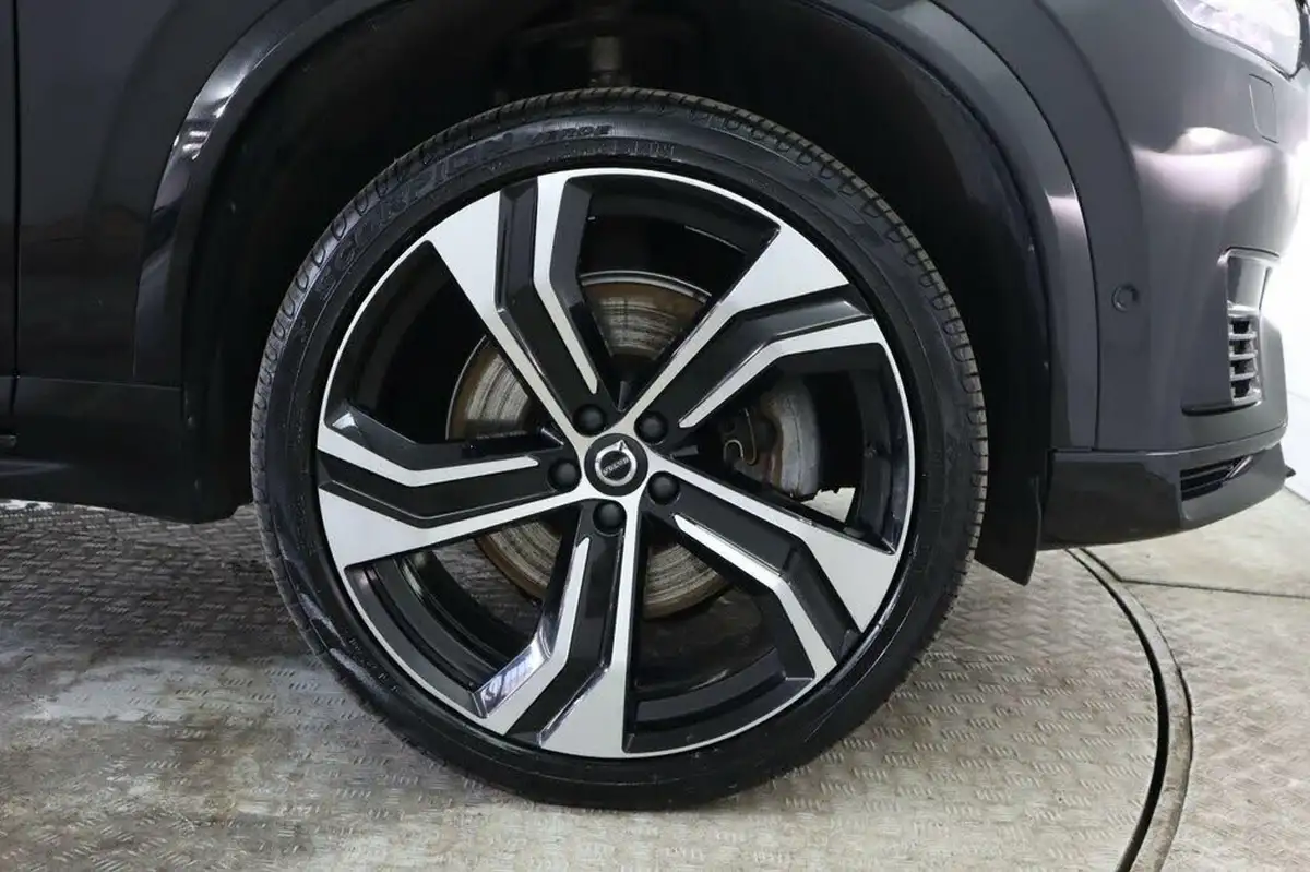 2019-volvo-xc90-20-t8-r-design-pro-390bhp-big-34