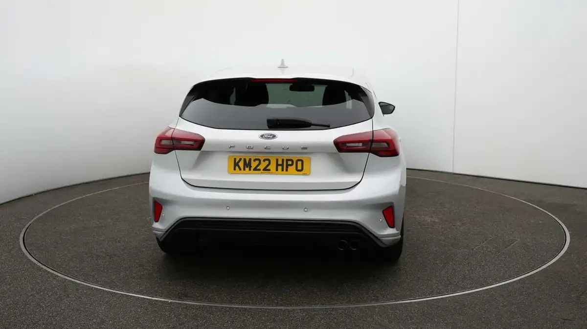 2022-ford-focus-10t-st-line-125ps-hatchback-big-55