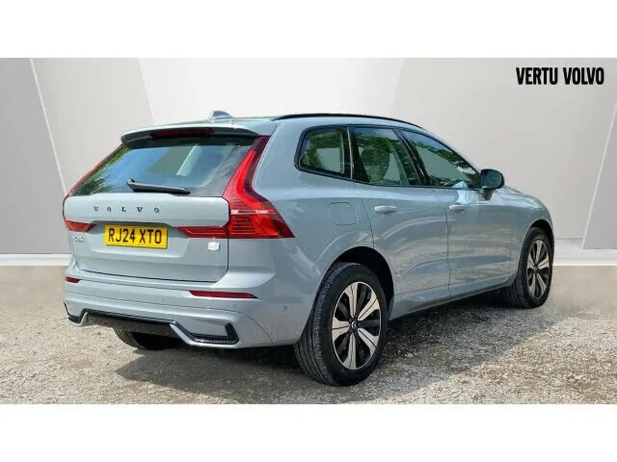 2024-volvo-xc60-20-b5-plus-big-6