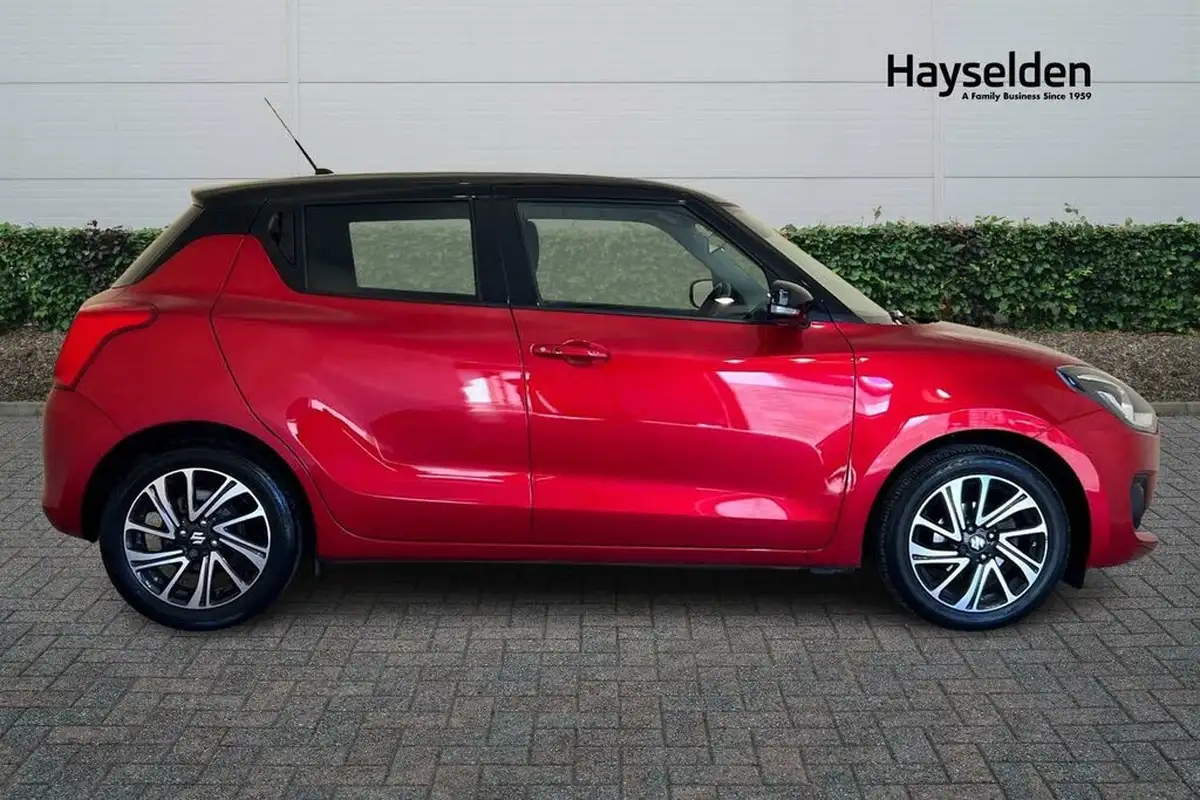 2023-suzuki-swift-12-dualjet-sz5-cvt-big-3