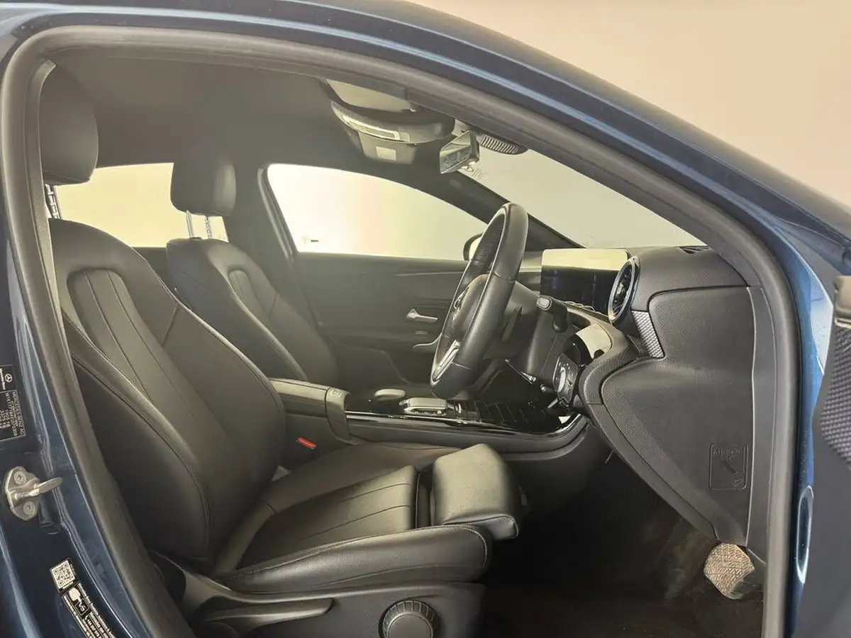 2022-mercedes-benz-a-class-13-a180-sport-executive-edition-saloon-4d-7g-dct-big-11