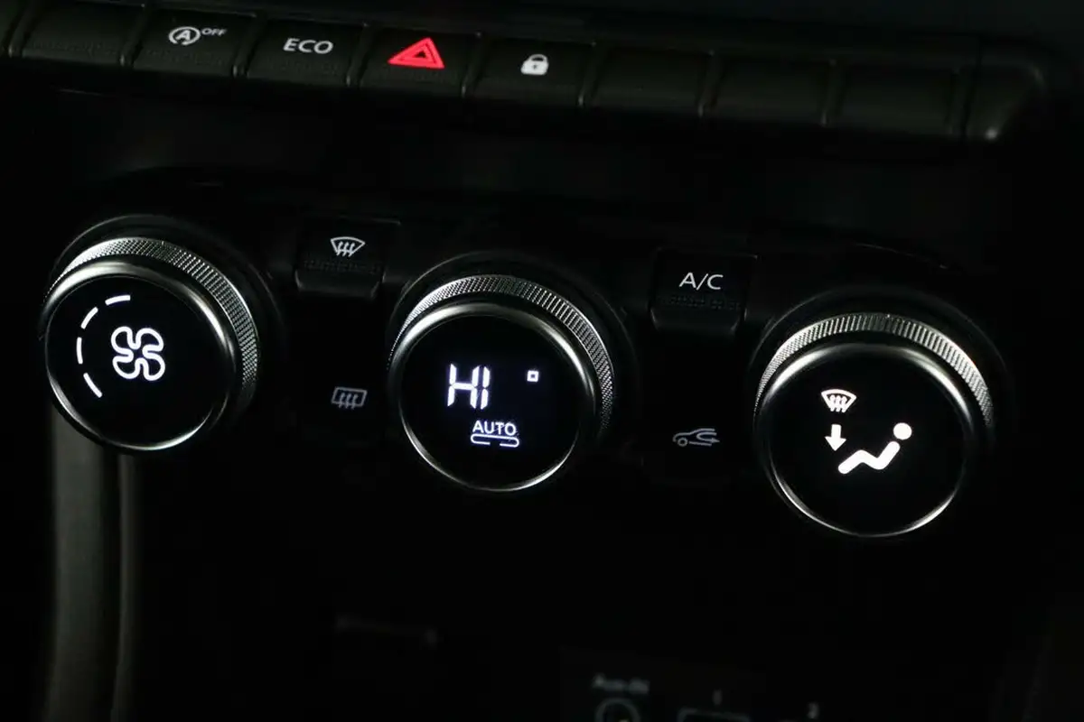 2020-renault-captur-13-tce-iconic-130bhp-big-24