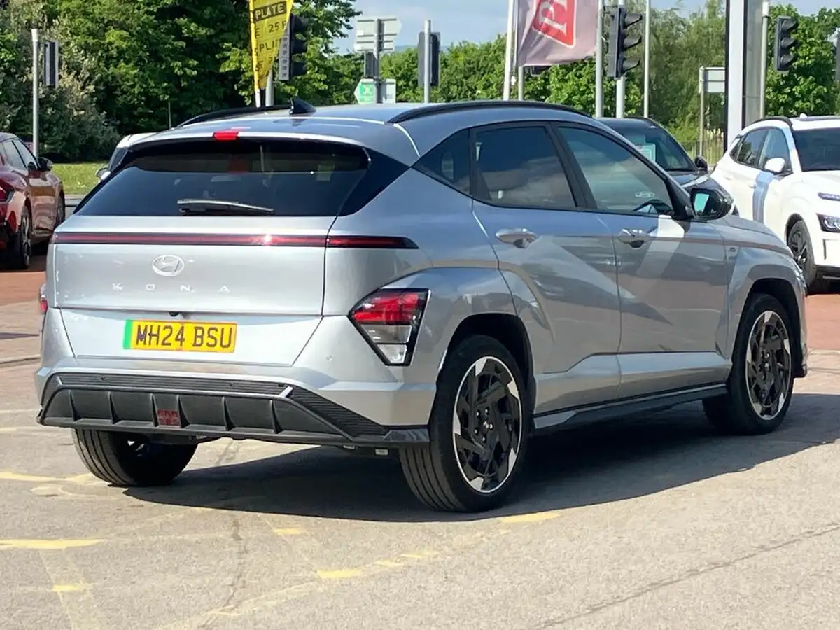 2024-hyundai-kona-e-n-line-big-36