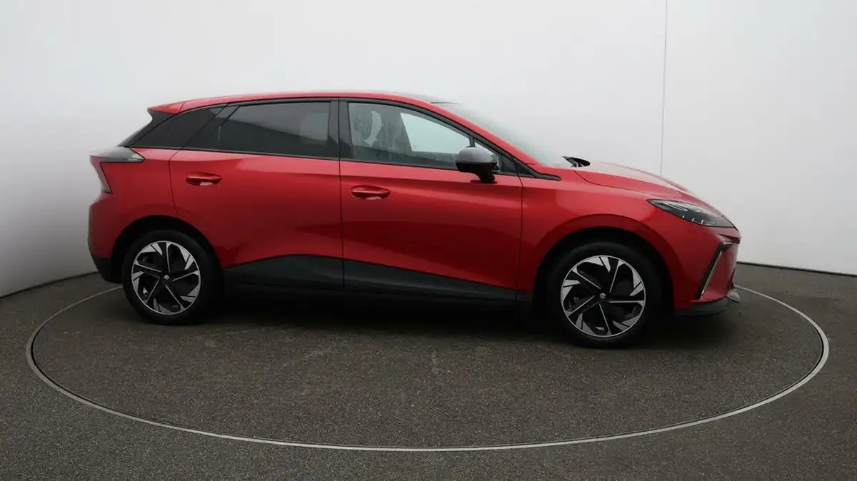 2023-mg-mg4-e-trophy-ev-203ps-long-big-47