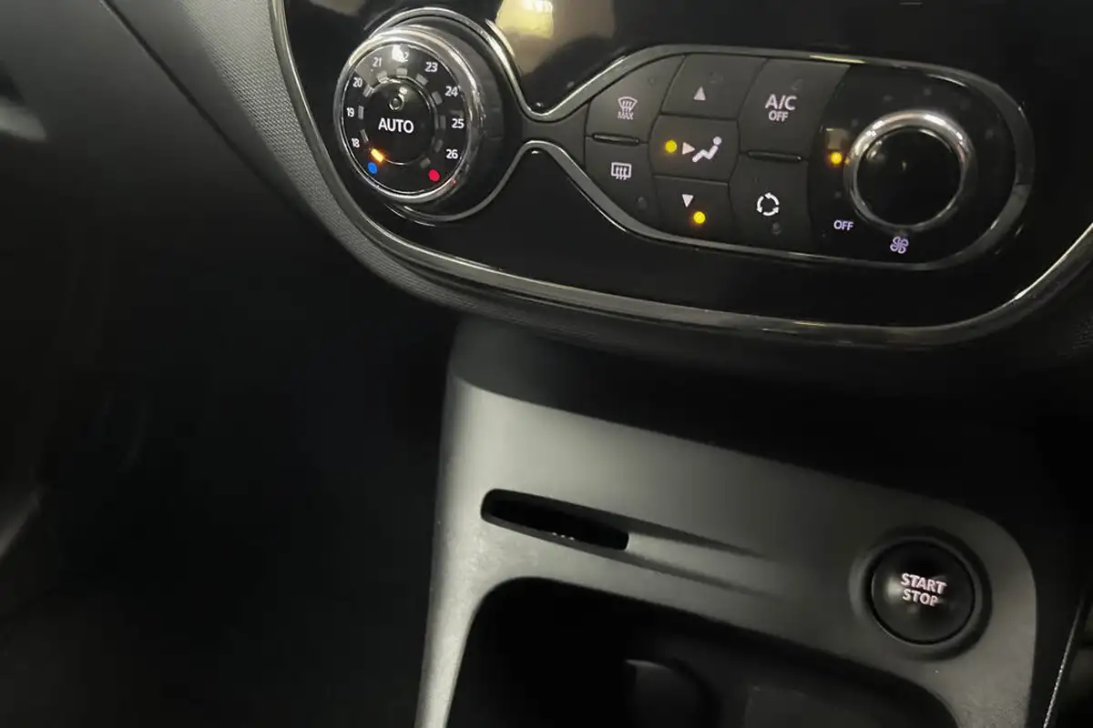 2016-renault-captur-15dci-dynamique-nav-90bhp-energy-ss-big-17