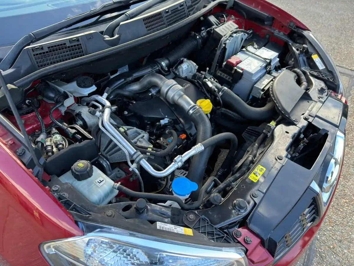2010-nissan-qashqai-15td-acenta-big-52
