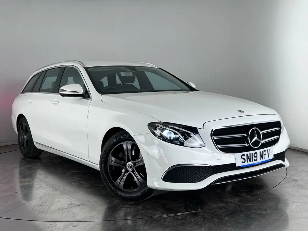 2019-mercedes-benz-e-class-20-e200-se-estate-5d-big-41