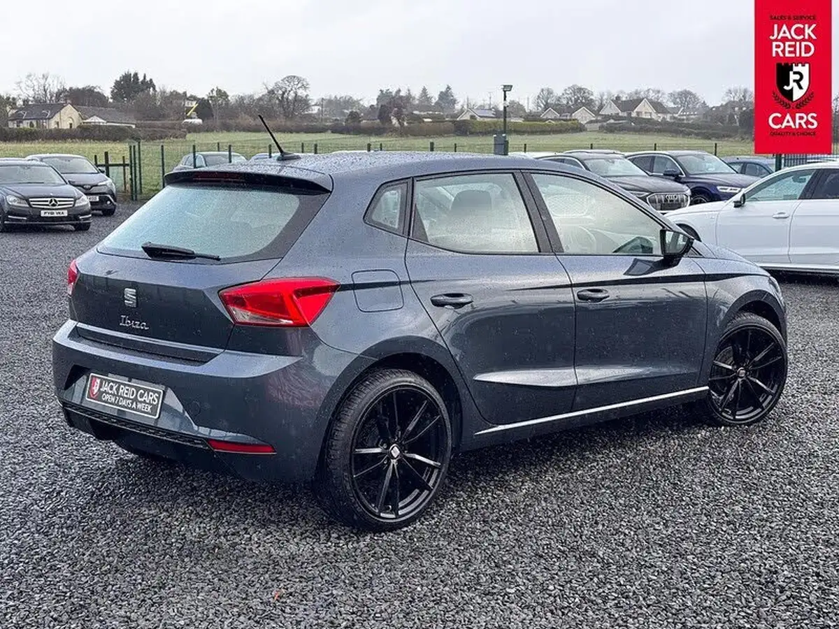 2022-seat-ibiza-10-mpi-se-technology-big-4