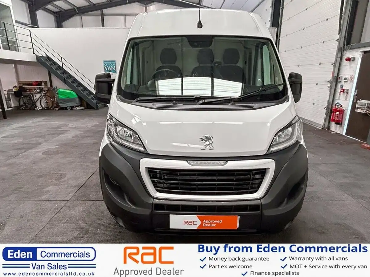 2025-peugeot-boxer-22-bluehdi-professional-premium-335-l3h2-panel-big-7