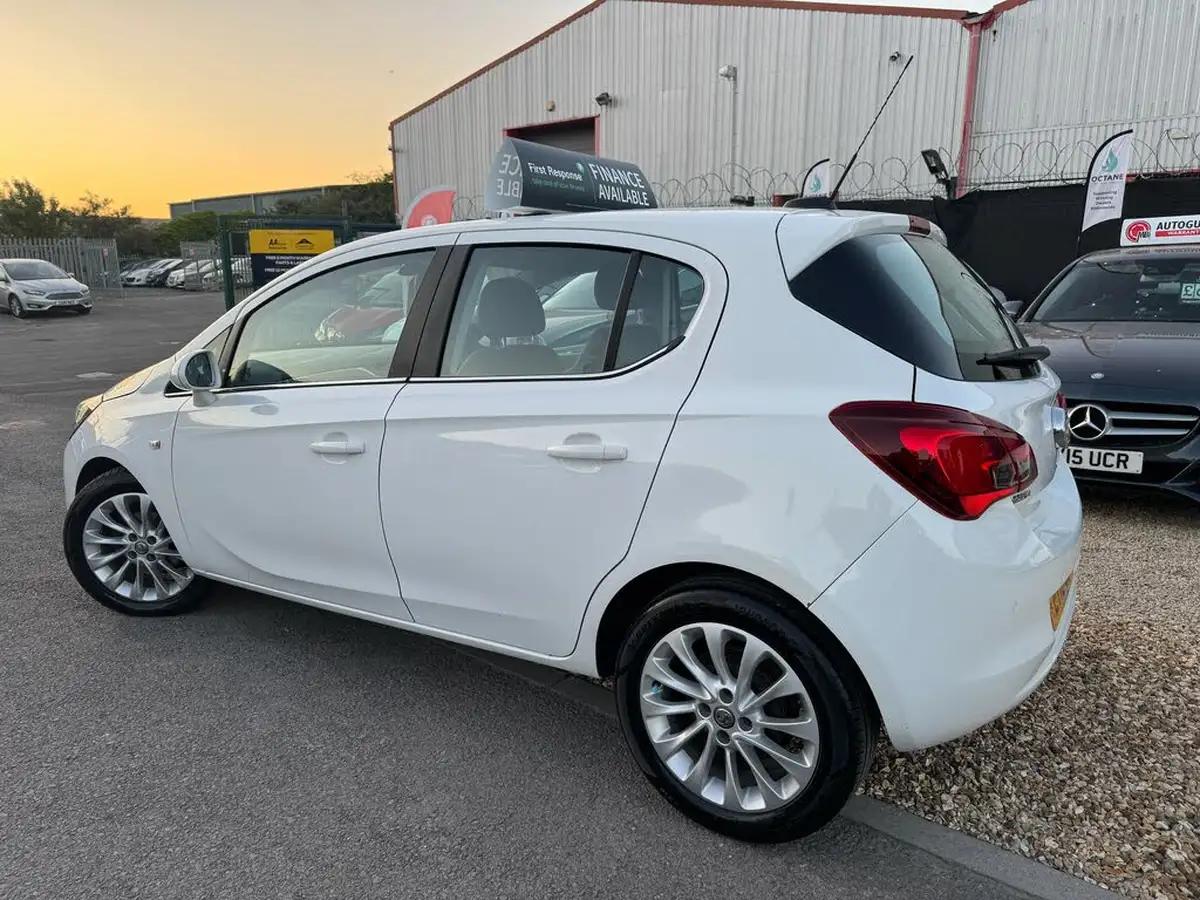 2016-vauxhall-corsa-14i-se-90ps-ecoflex-5d-1398cc-big-5